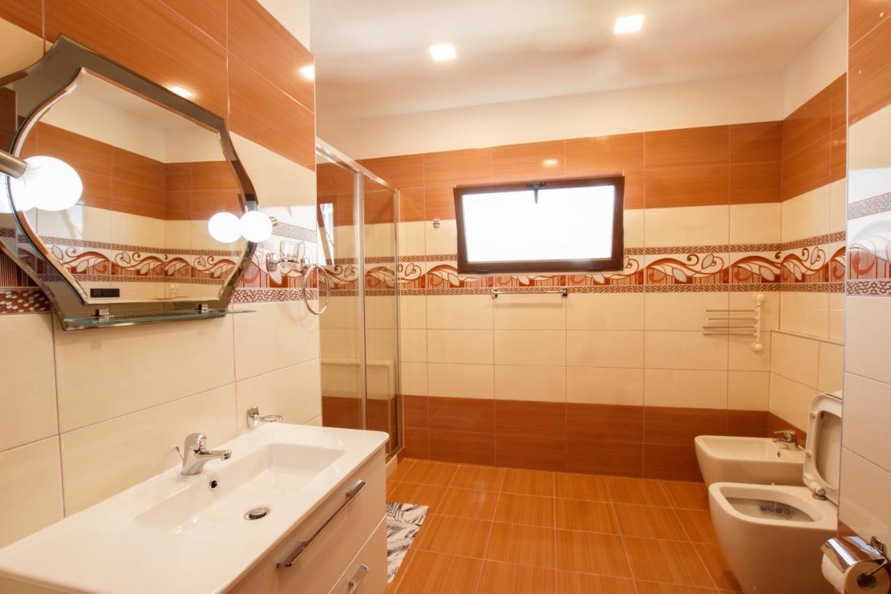 The Luxe Apartments Gjirokastër Extérieur photo