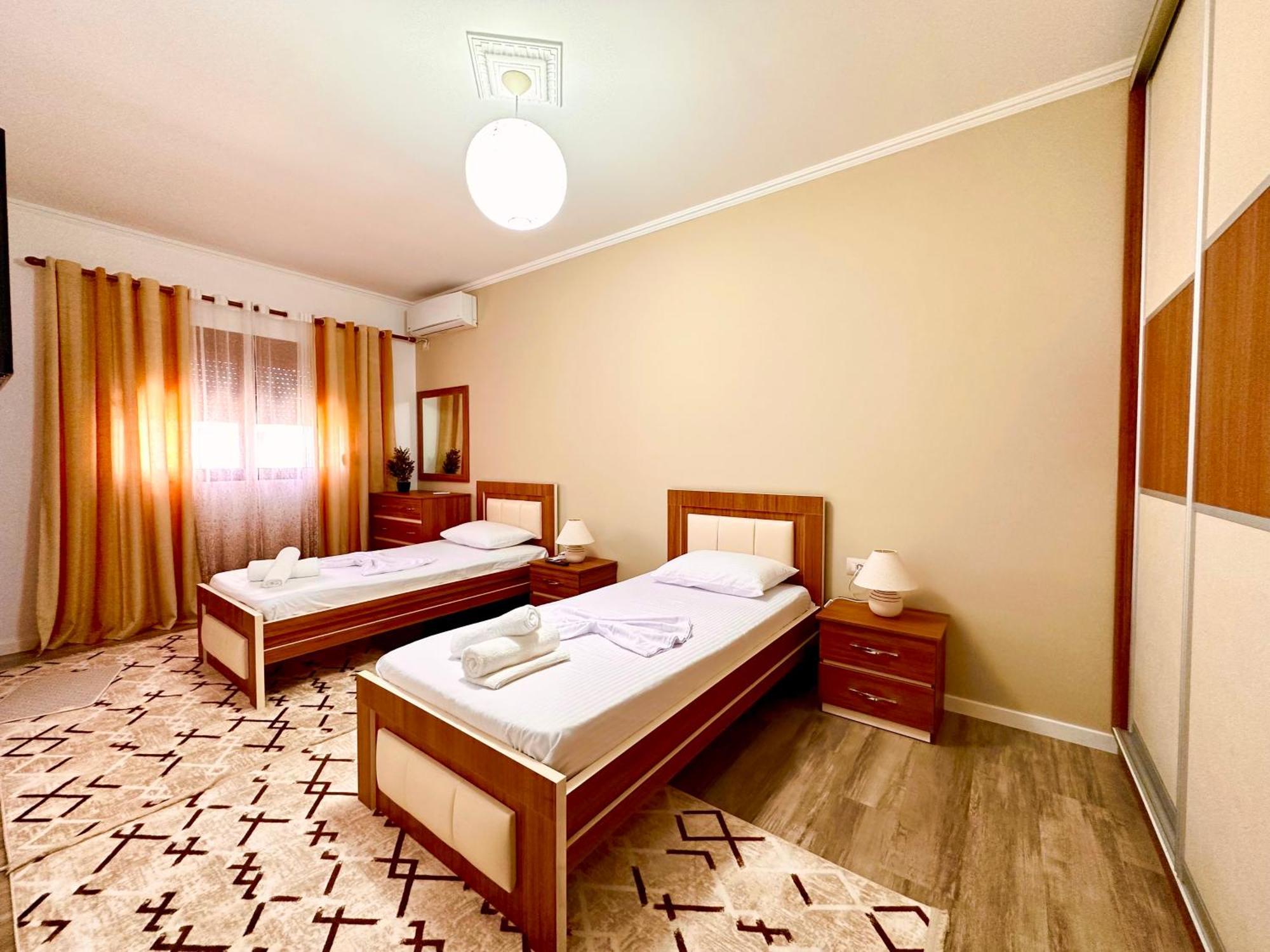 The Luxe Apartments Gjirokastër Extérieur photo