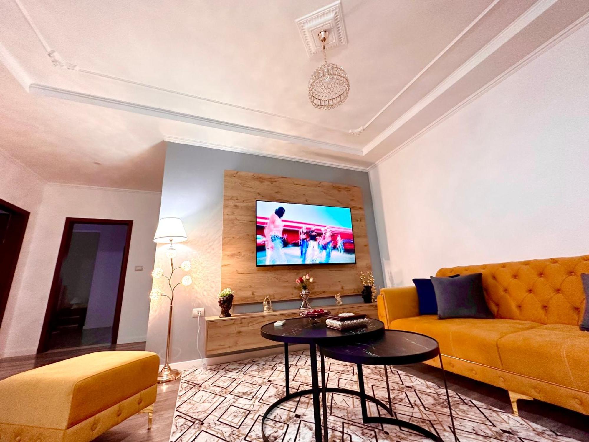 The Luxe Apartments Gjirokastër Extérieur photo