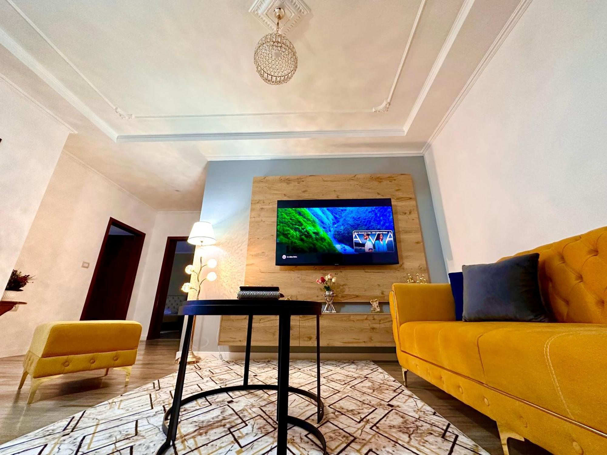 The Luxe Apartments Gjirokastër Extérieur photo